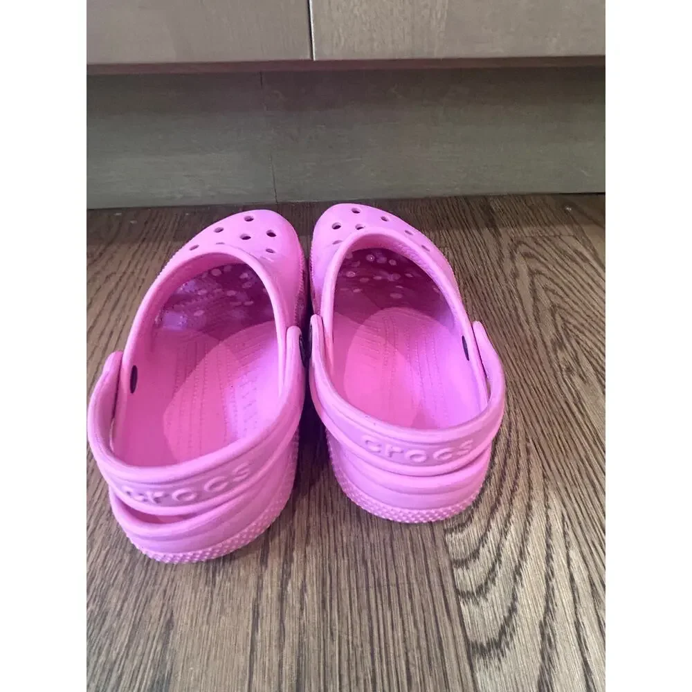 CROCS keep your